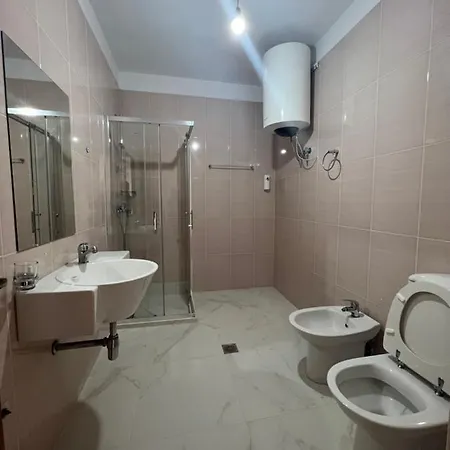 Apartament Center-sea View Apartament,sarande