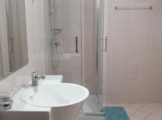 Center-sea View Apartament,sarande *