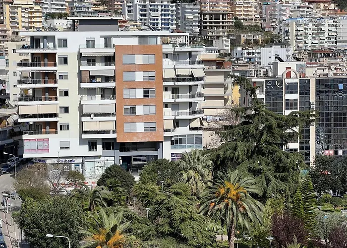 Center-sea View Apartament,sarande